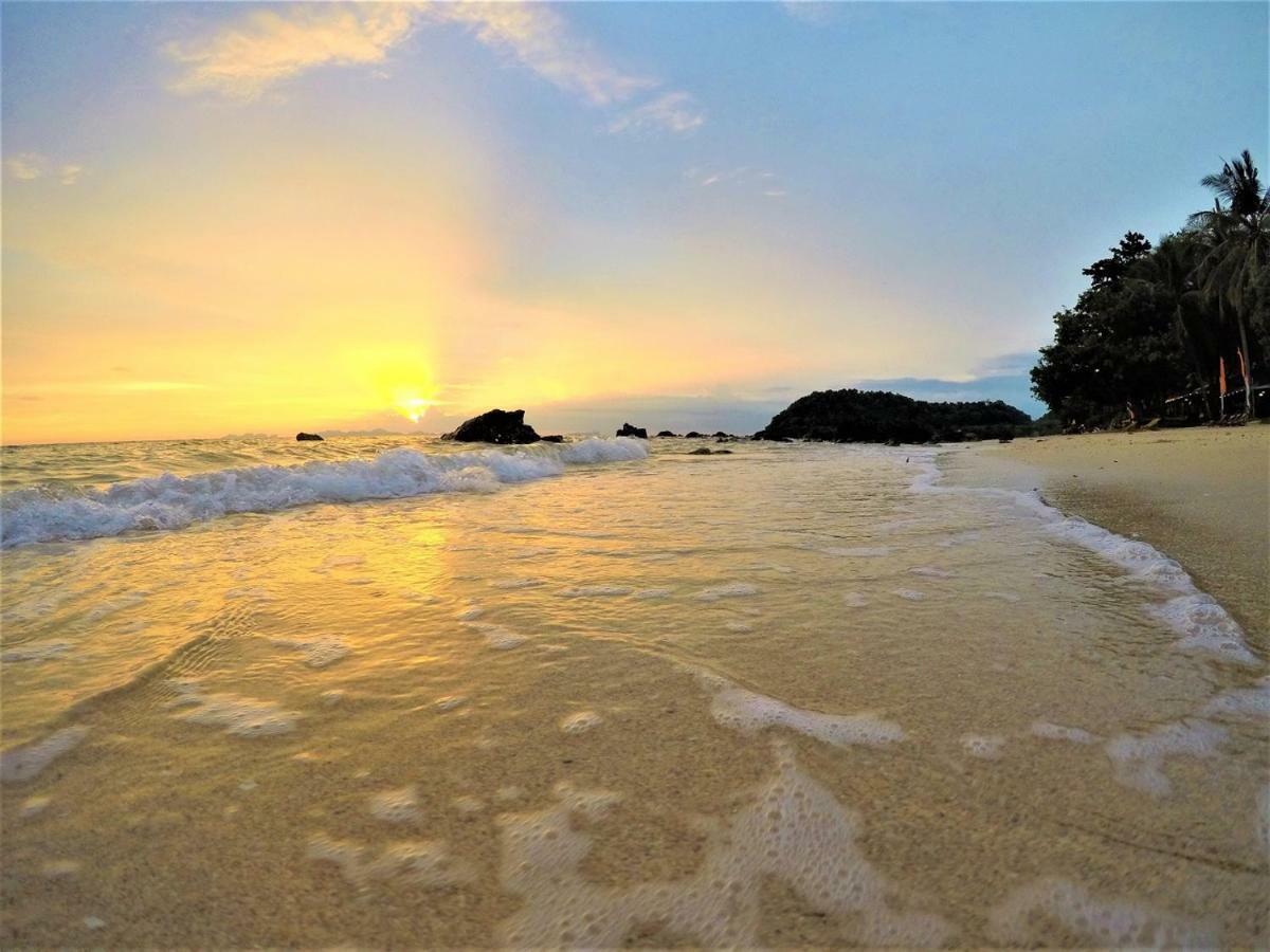 Koh Jum Coral Bay Resort Zewnętrze zdjęcie